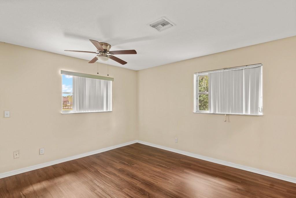 CRYSTAL SANDS - Residential