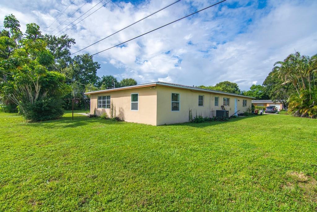 CRYSTAL SANDS - Residential