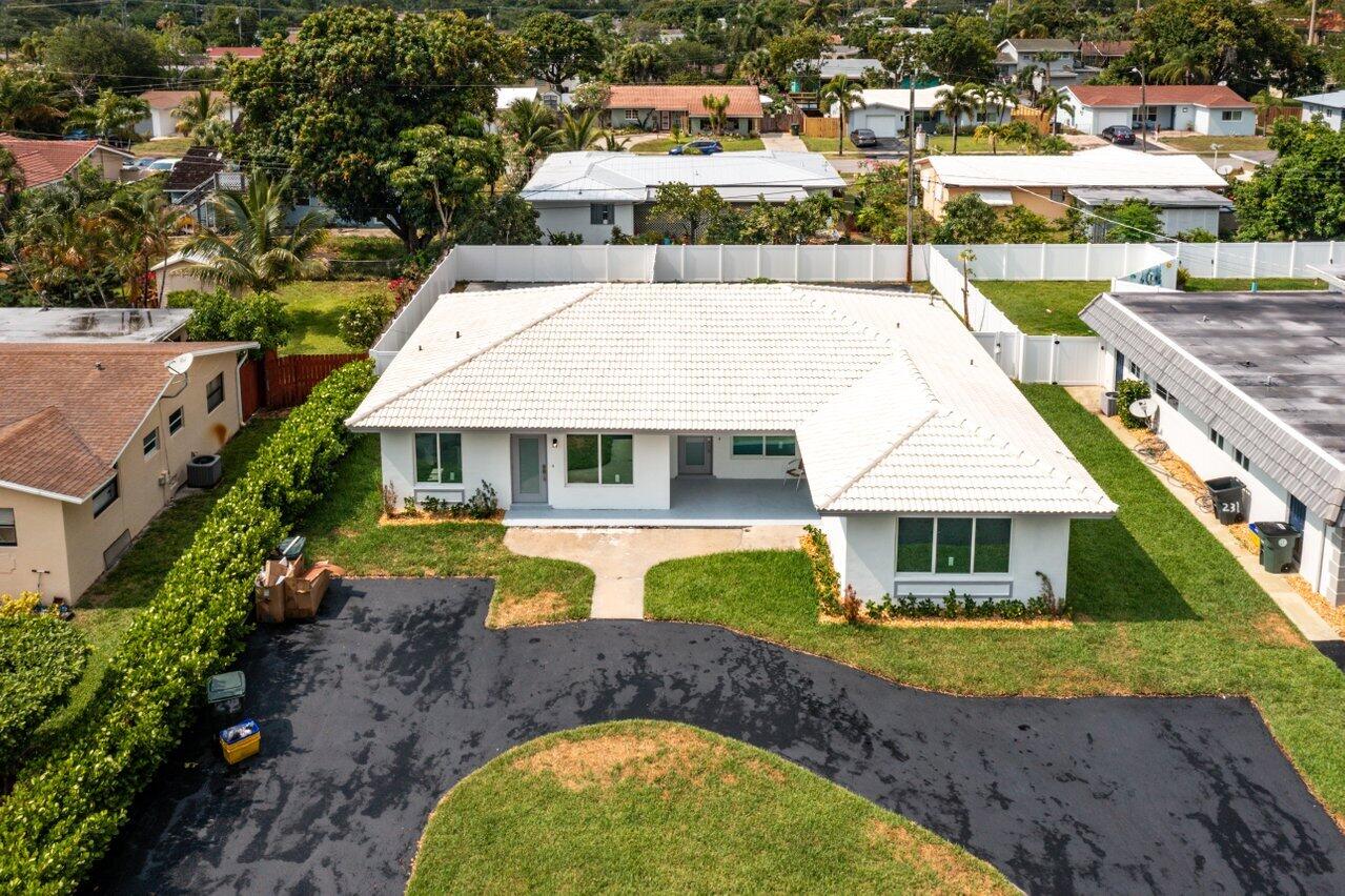 GATEWAY VILLAS - Residential Lease