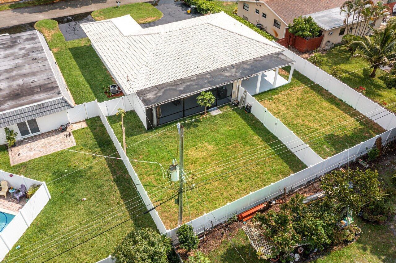 GATEWAY VILLAS - Residential Lease