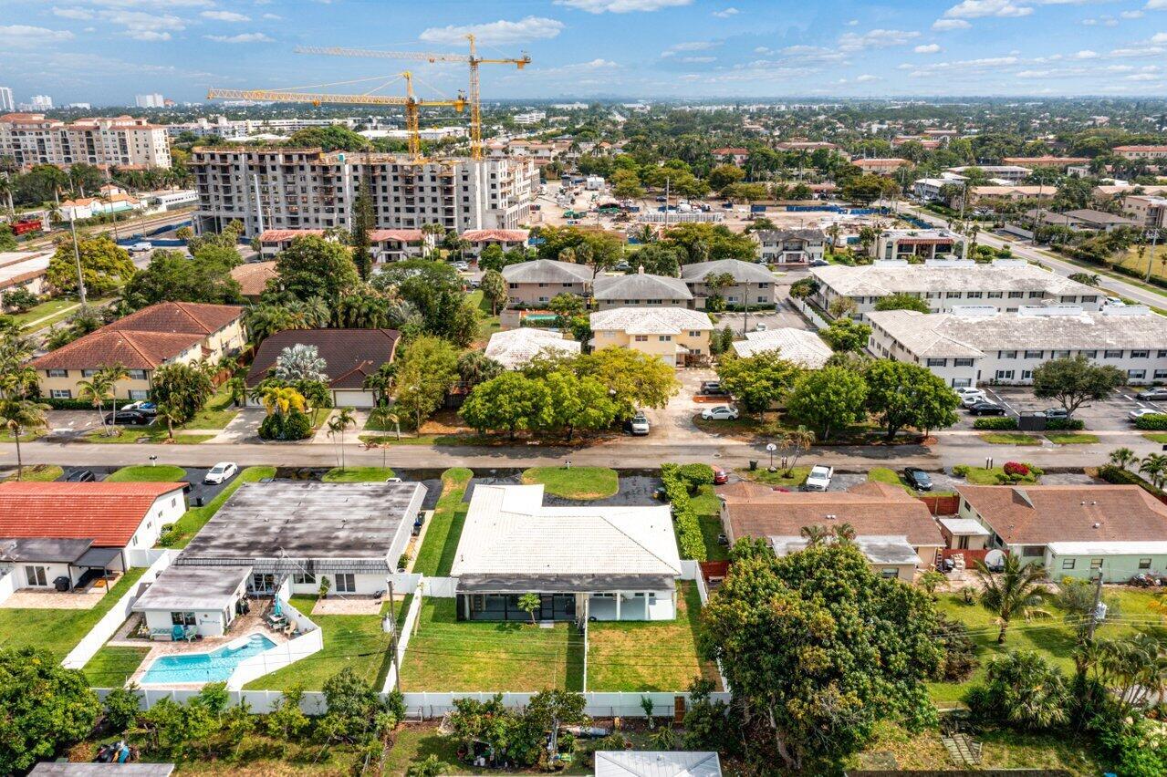 GATEWAY VILLAS - Residential Lease