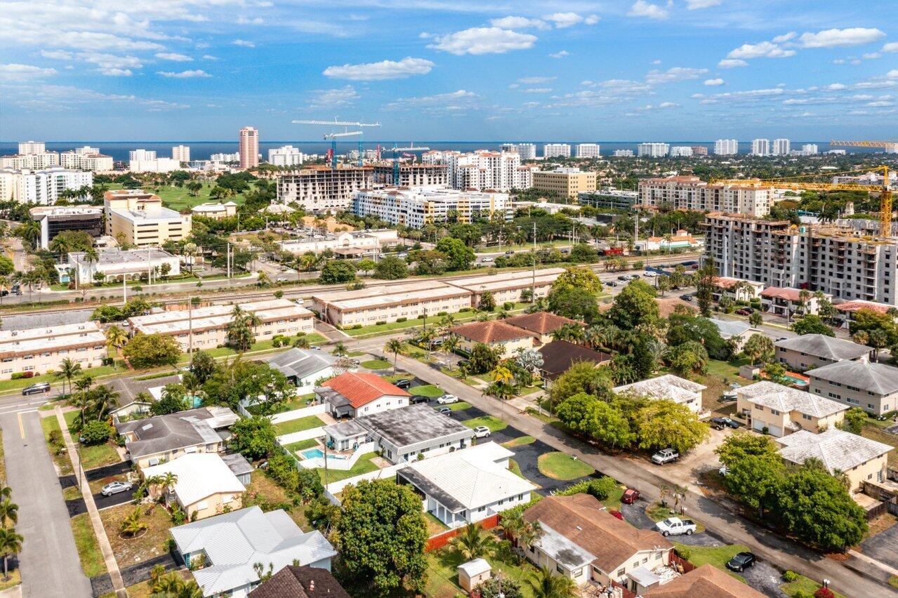 GATEWAY VILLAS - Residential Lease