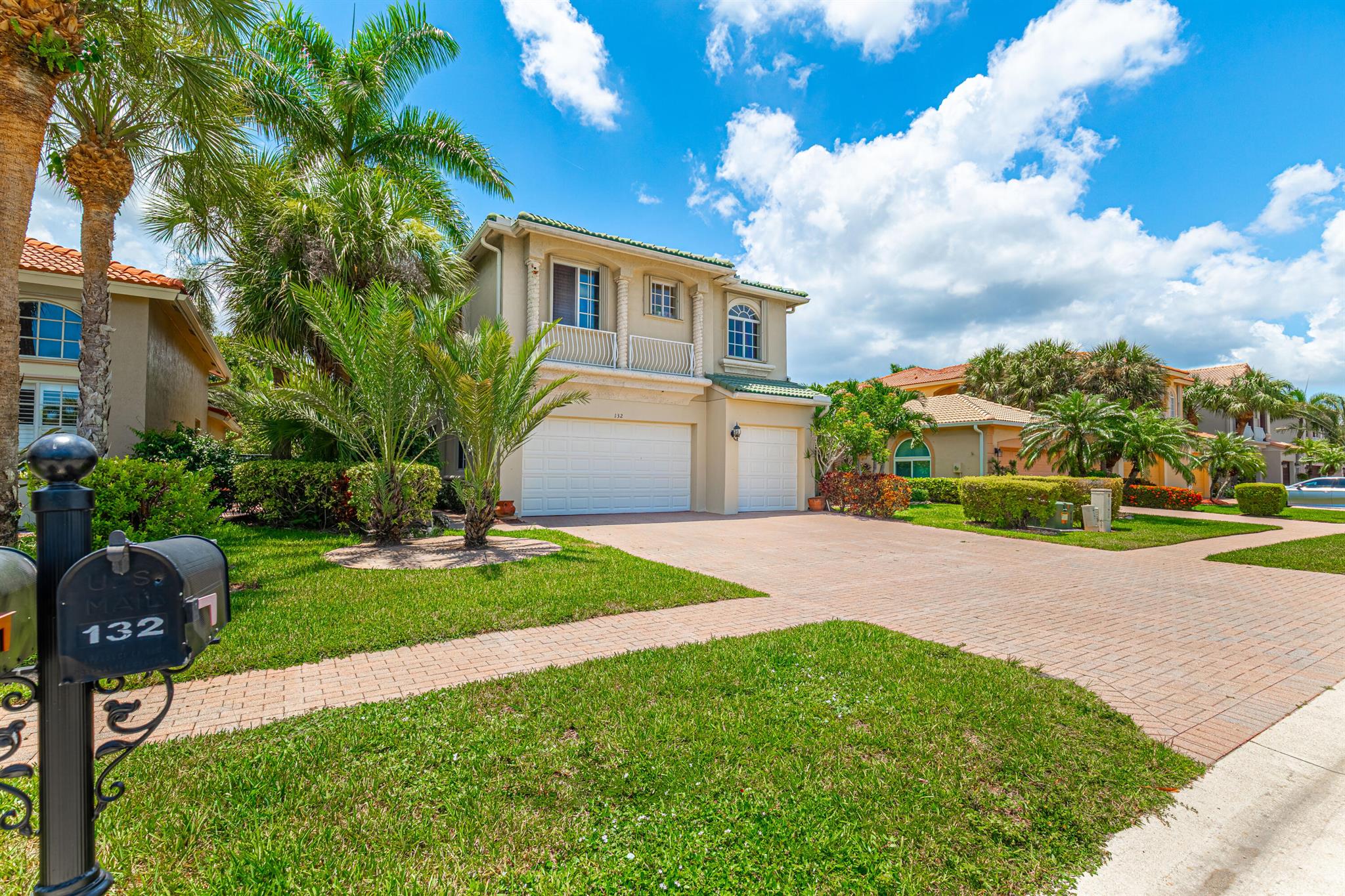 132 Catania Way