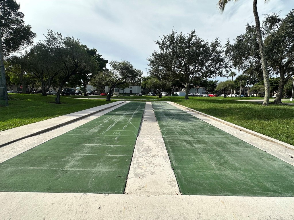 Tamarac Gardens - Residential