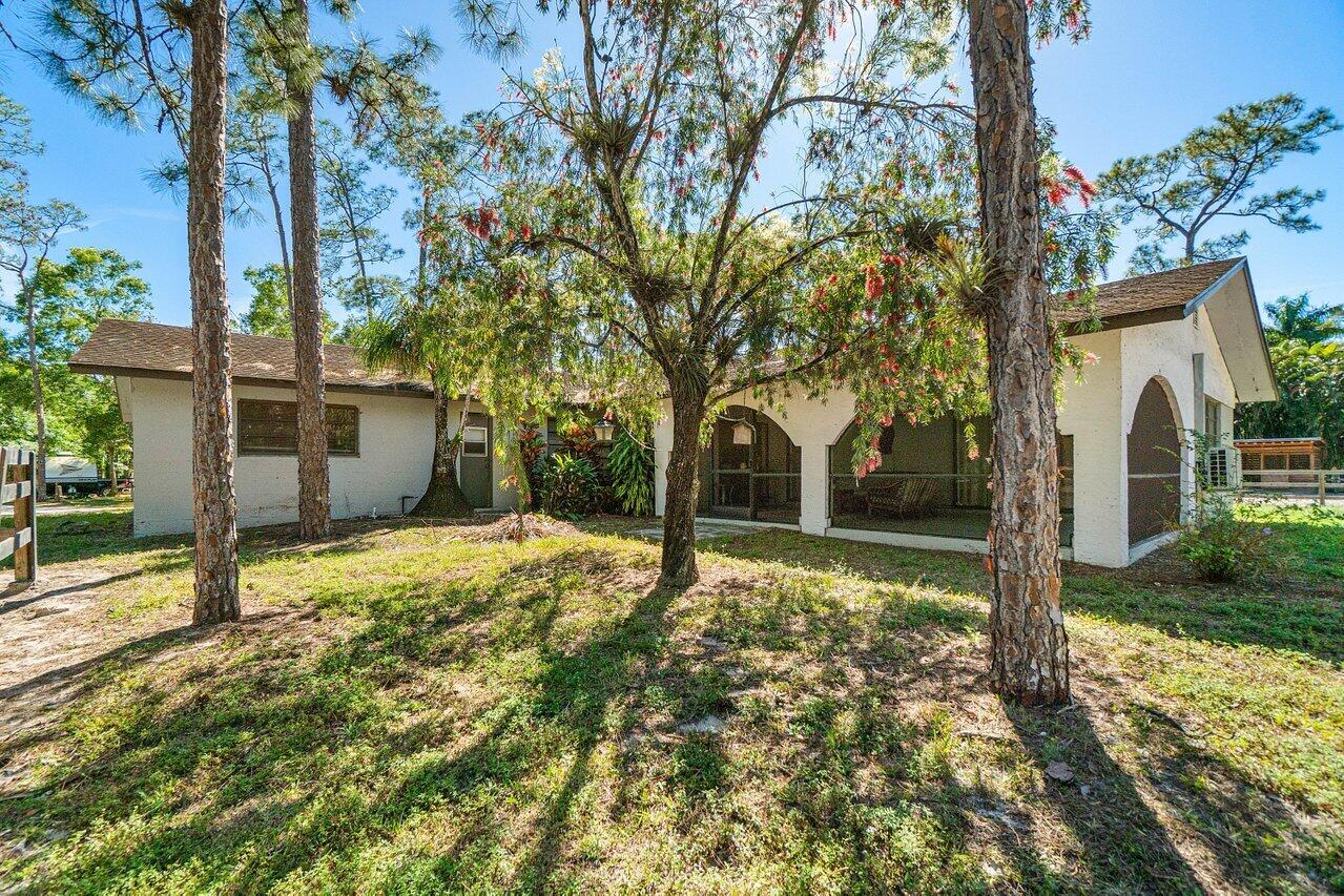 15201 Timberlane Place