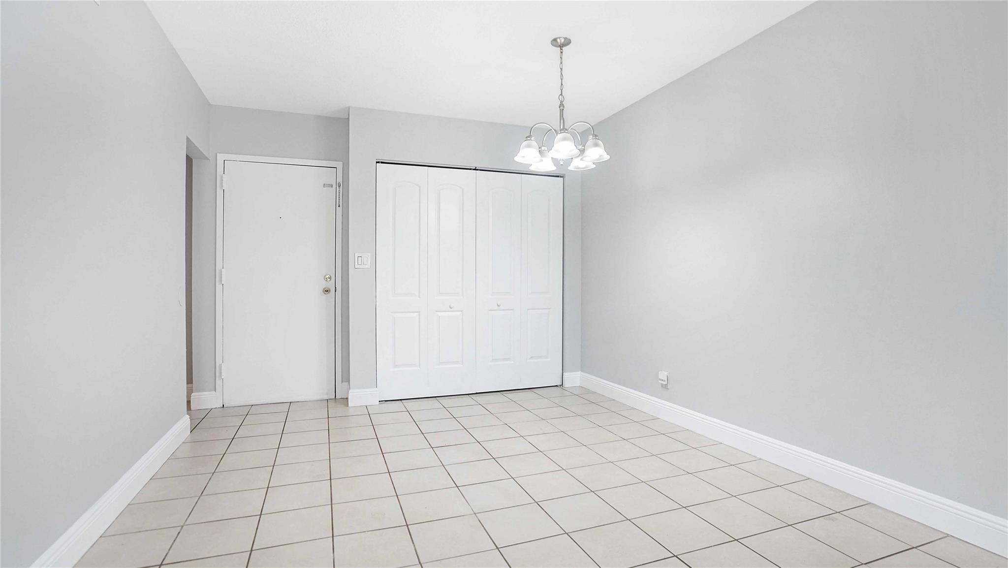 OAKLAND SHORES - Residential Lease
