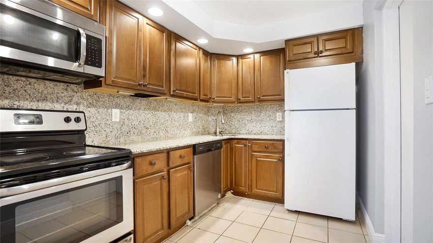Renovated one bedroom /one bath first floor unit in private gated community in the heart of Oakland Park. Featuring tile floors throughout, kitchen with granite countertops, freshly painted and move-in ready. Hurricane impact glass roller window in the bedroom. Fresh paint throughout. Community has over 10 acres of land and is certified wildlife habitat! Amenities include, clubhouse, gym, tennis court, bbq, car wash, billiards table, car wash, garden areas, security patrol at night, plus much more.