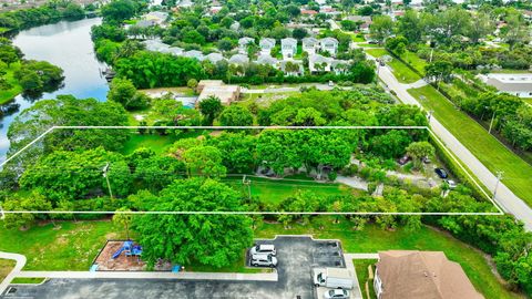 A home in Lake Worth