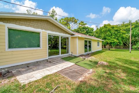 A home in Lake Worth