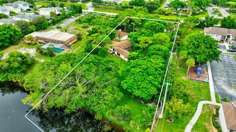 A home in Lake Worth