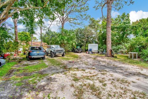 A home in Lake Worth