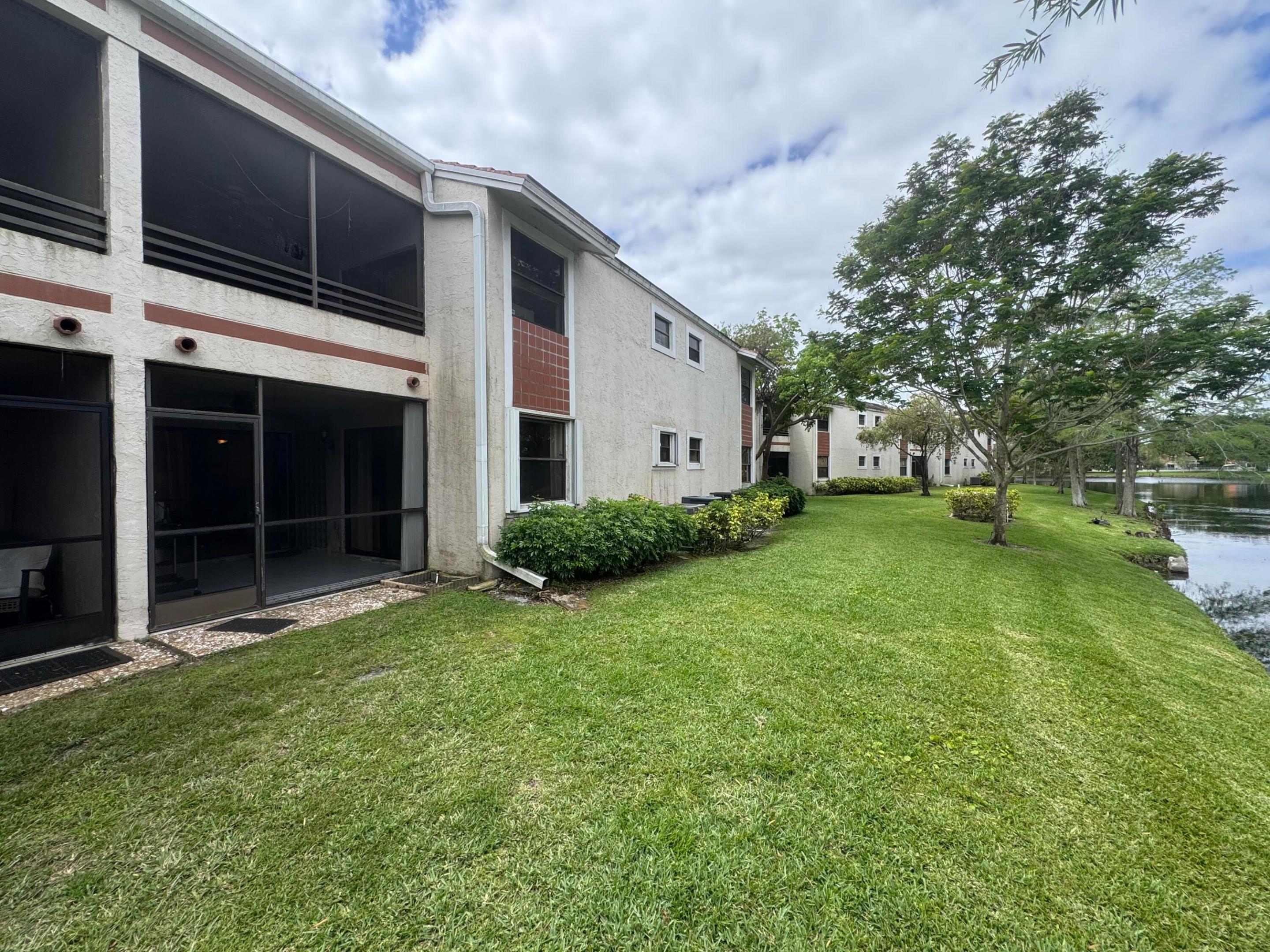 QUATRAINE AT JACARANDA GARDENS - Residential