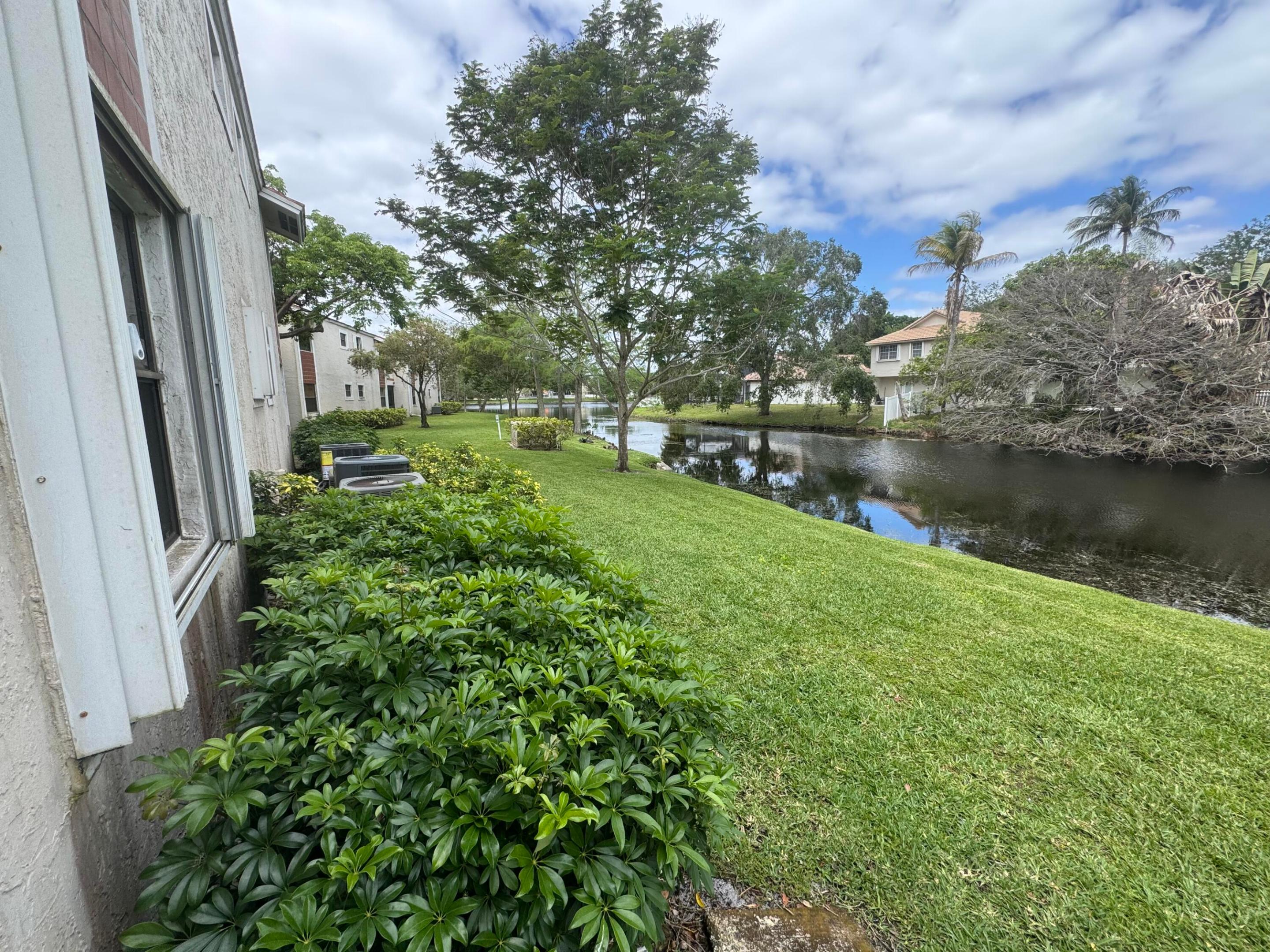 QUATRAINE AT JACARANDA GARDENS - Residential