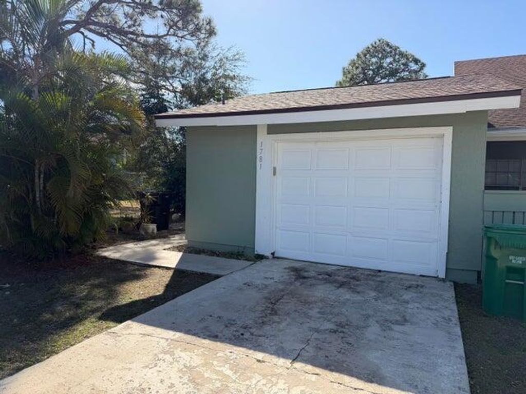 Photo of 1781 SE Balmoral Court, Port Saint Lucie, FL 34952 (MLS # R11161360)