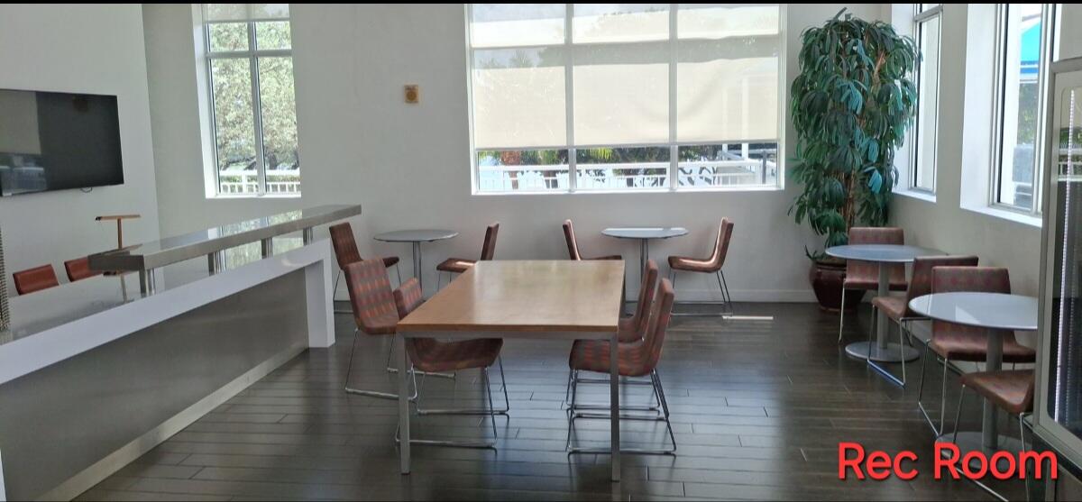 EDGE CONDO - Residential