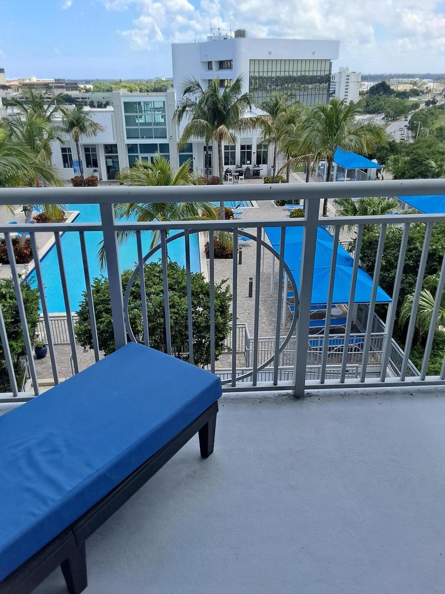 EDGE CONDO - Residential