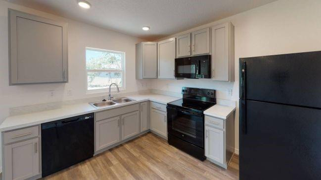 VERO LAKE ESTATES UNIT K - Residential