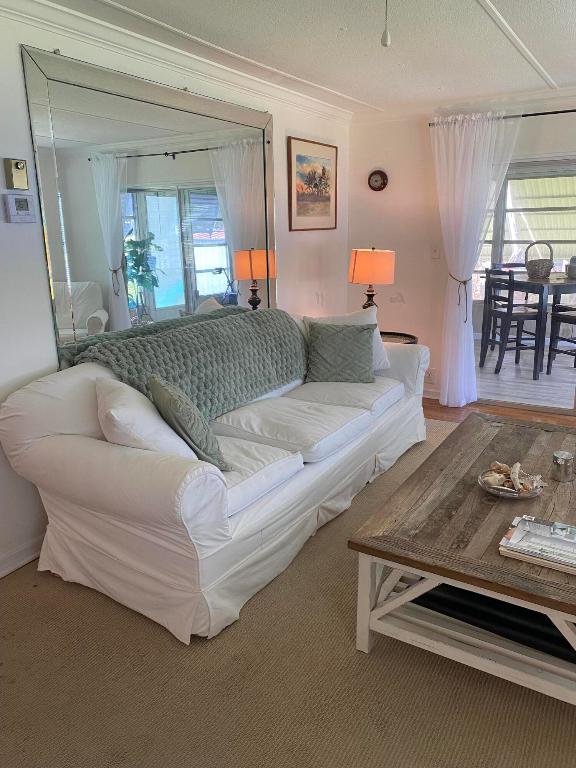 Spanish Lakes One - Residential