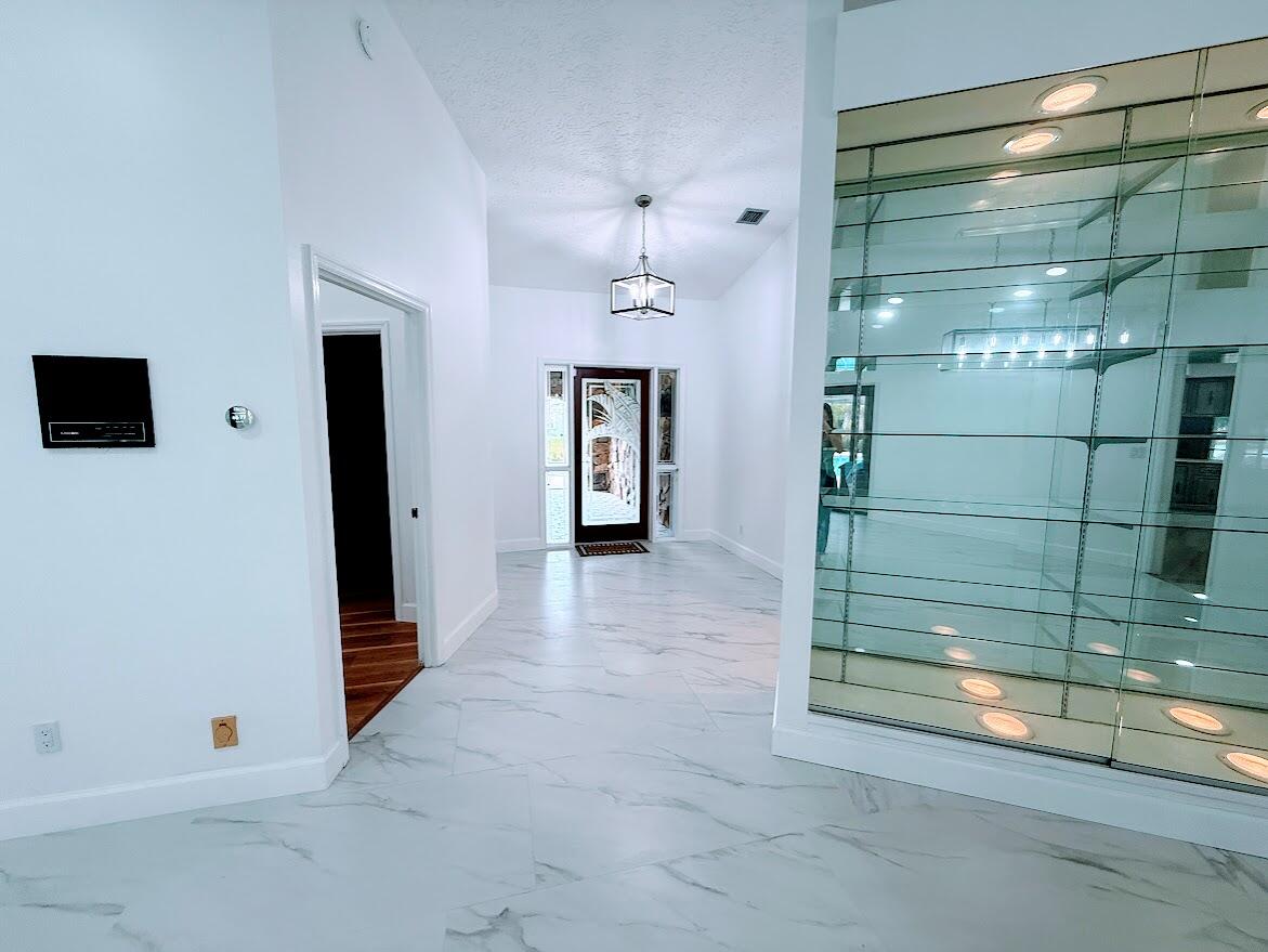 RIVER PARK-UNIT 4 - Residential Lease