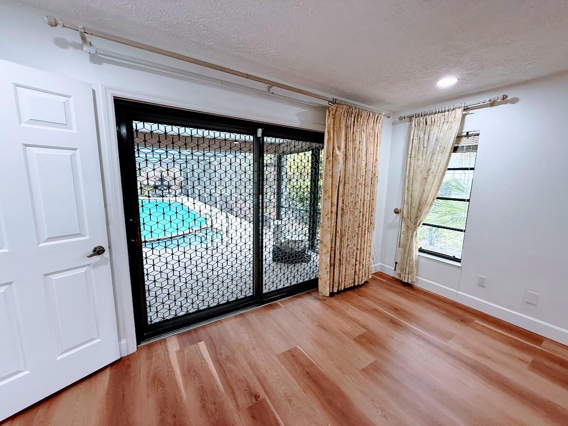 RIVER PARK-UNIT 4 - Residential Lease