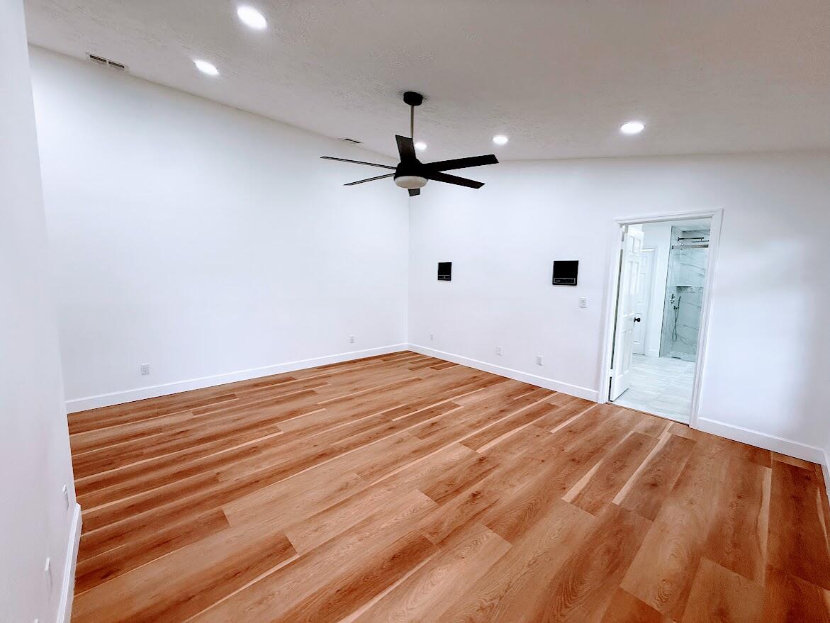 RIVER PARK-UNIT 4 - Residential Lease