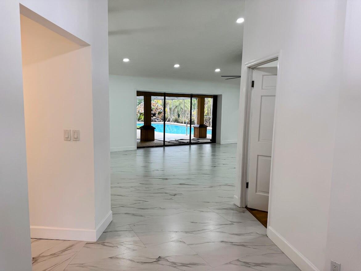 RIVER PARK-UNIT 4 - Residential Lease