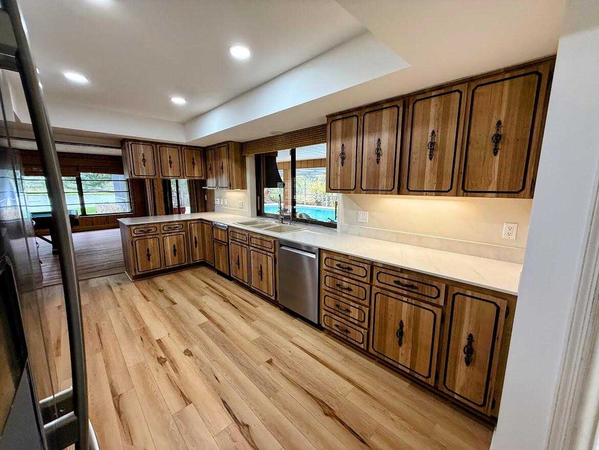 RIVER PARK-UNIT 4 - Residential Lease