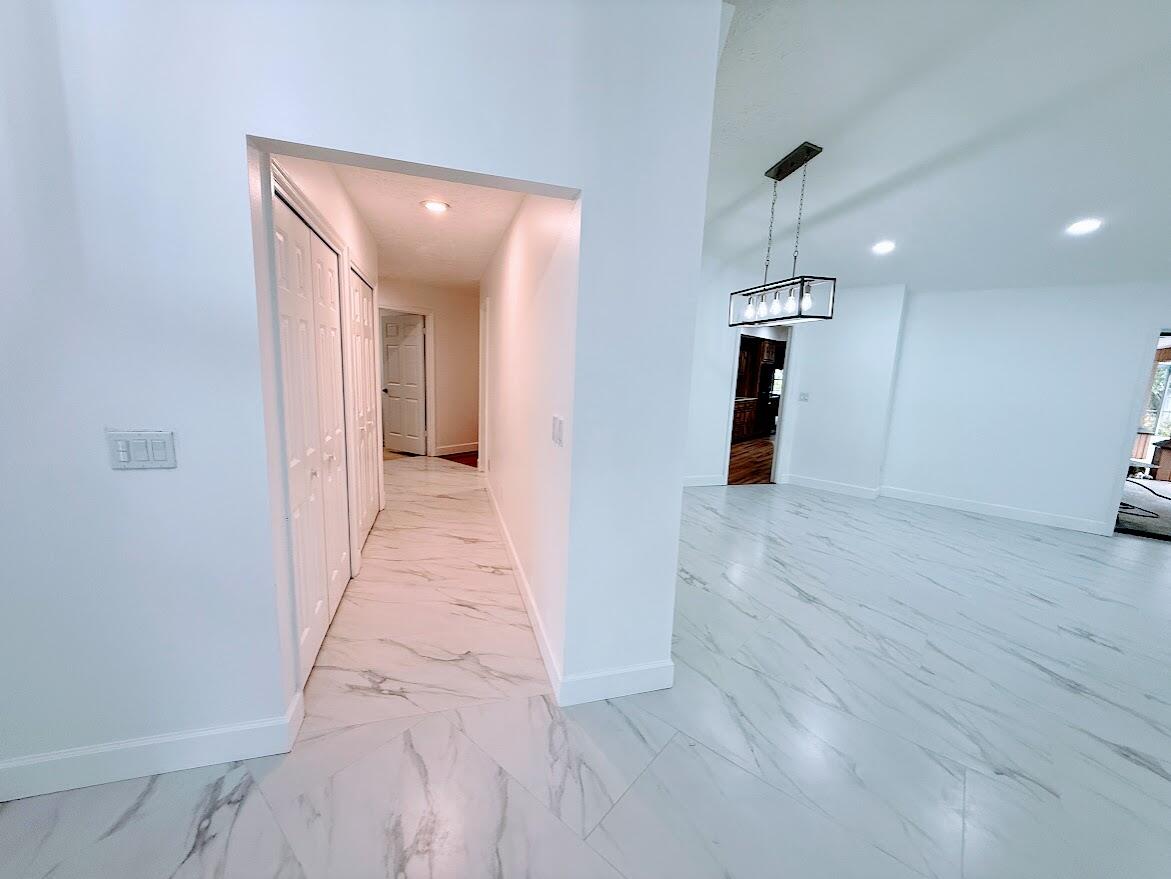 RIVER PARK-UNIT 4 - Residential Lease
