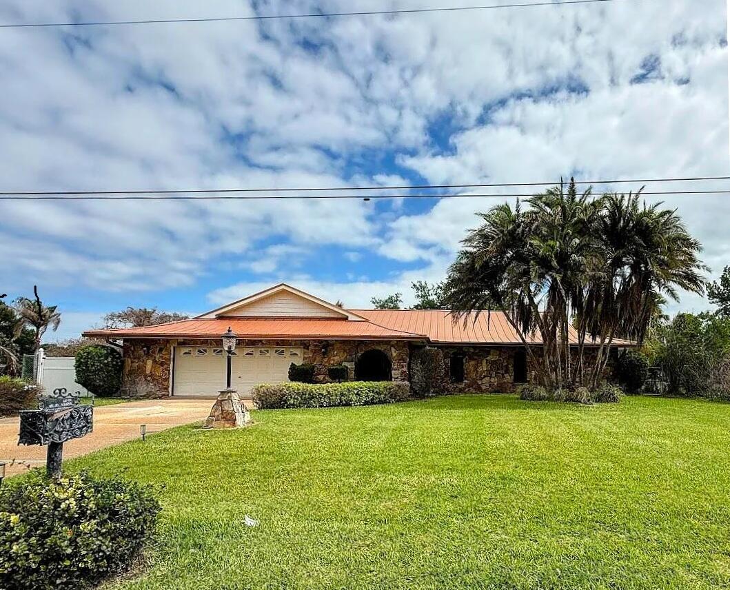 RIVER PARK-UNIT 4 - Residential Lease