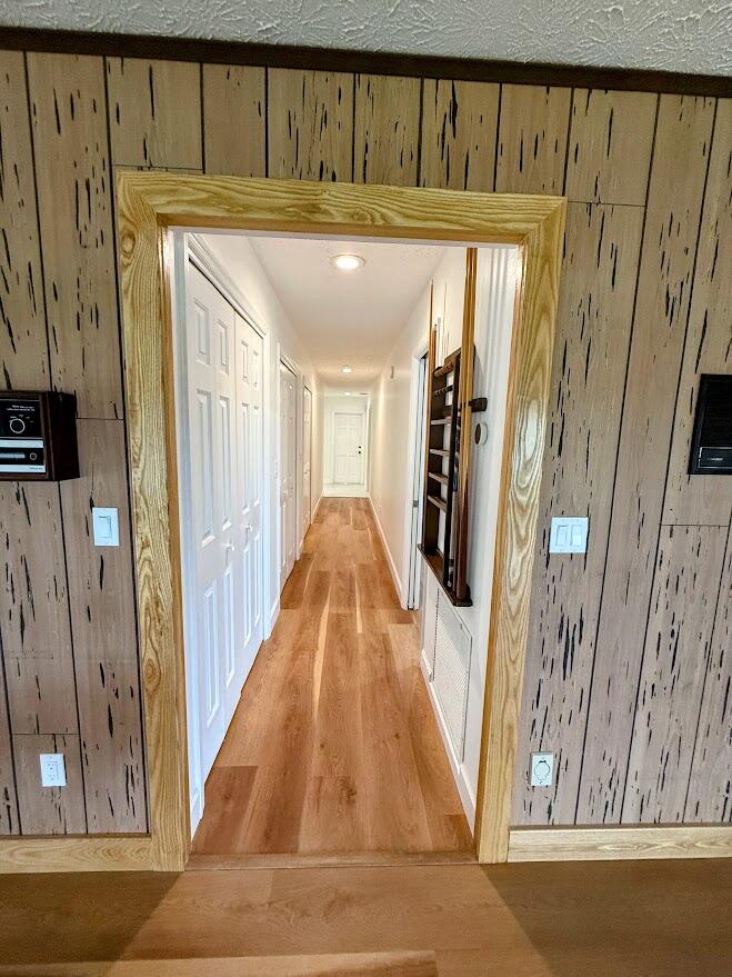 RIVER PARK-UNIT 4 - Residential Lease
