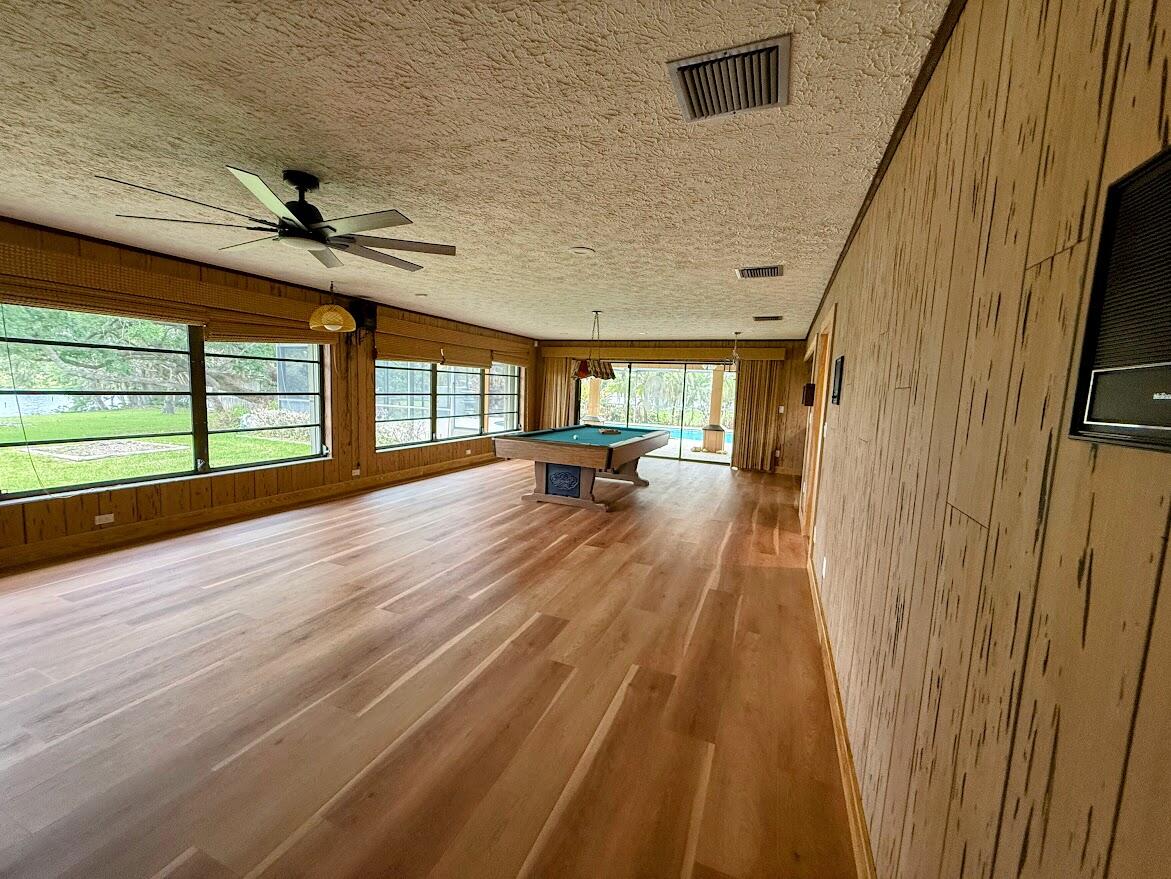 RIVER PARK-UNIT 4 - Residential Lease