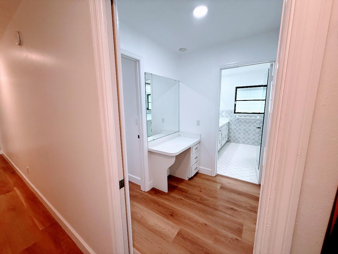 RIVER PARK-UNIT 4 - Residential Lease