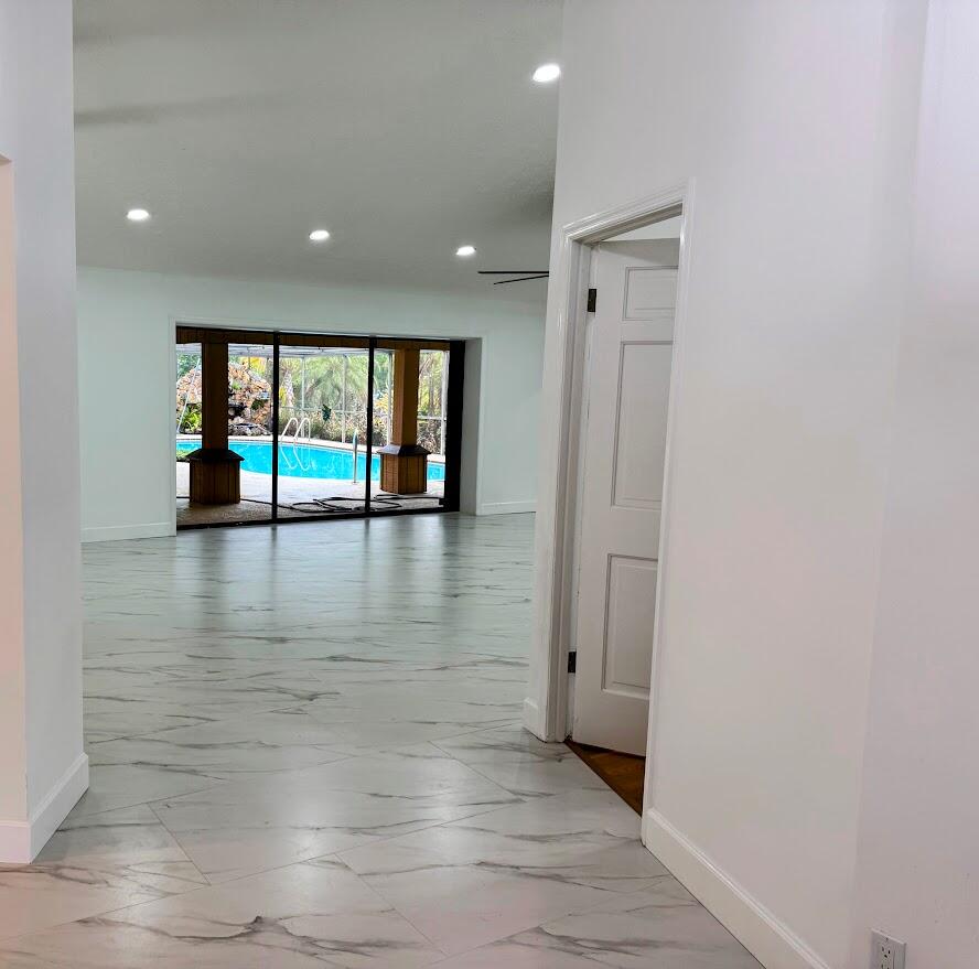 RIVER PARK-UNIT 4 - Residential Lease