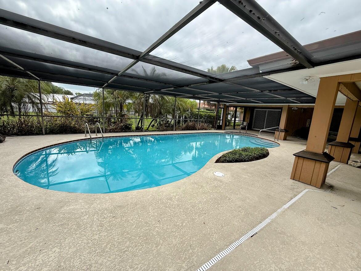 RIVER PARK-UNIT 4 - Residential Lease