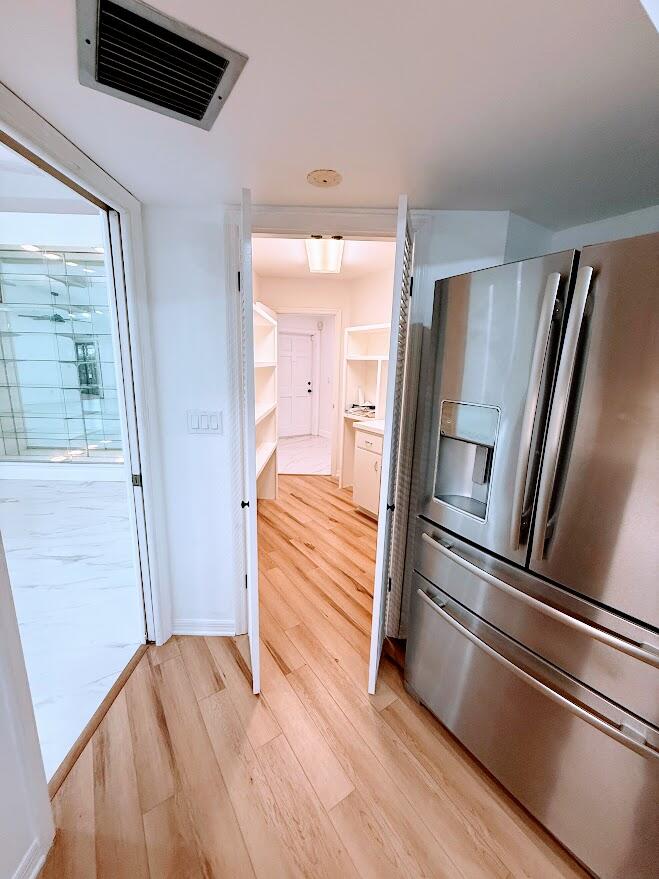 RIVER PARK-UNIT 4 - Residential Lease