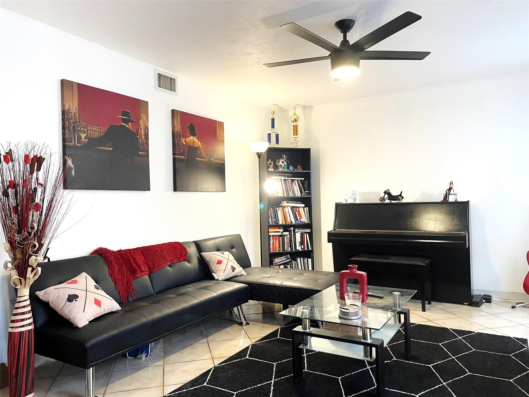 Valencia Village Condo Ph - Residential Lease