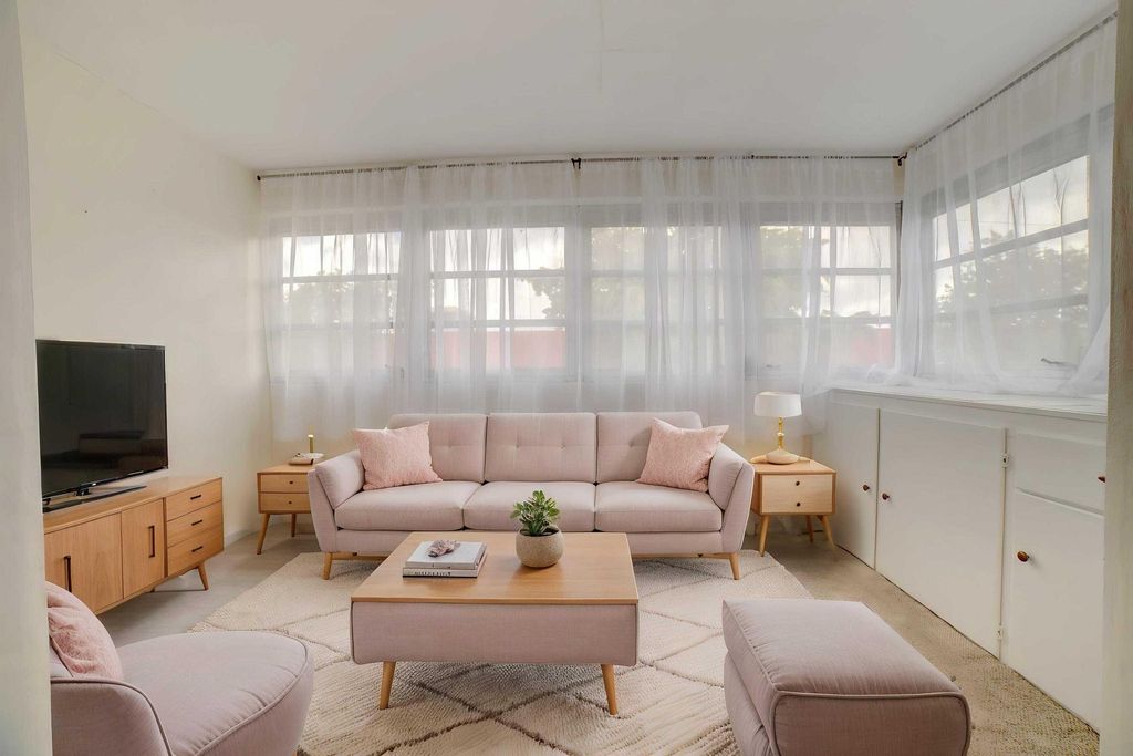 Photo of 1117 Lake Terrace #210, Boynton Beach, FL 33426 (MLS # B26011040)