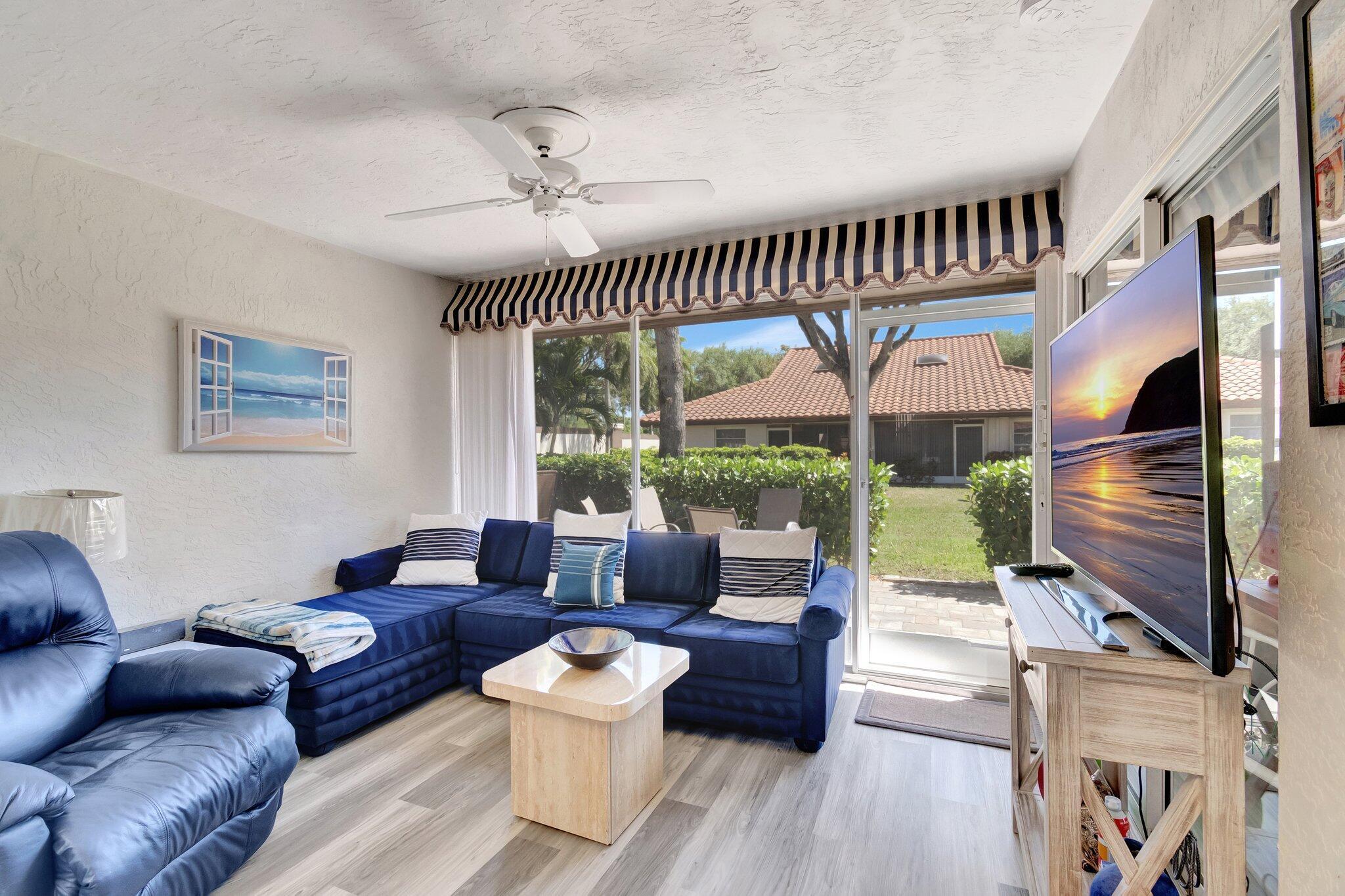 HUNTINGTON POINTE - Residential