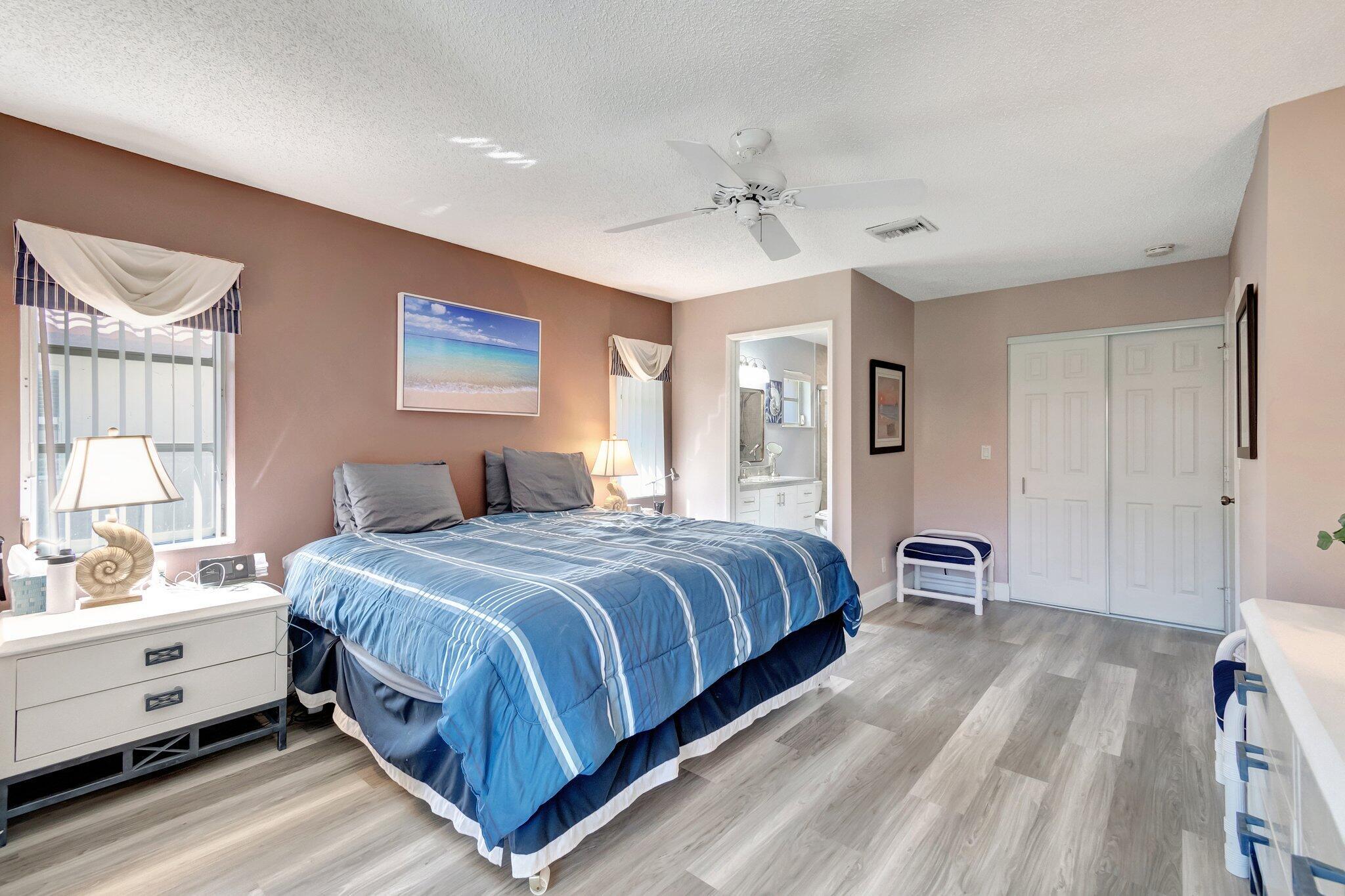 HUNTINGTON POINTE - Residential