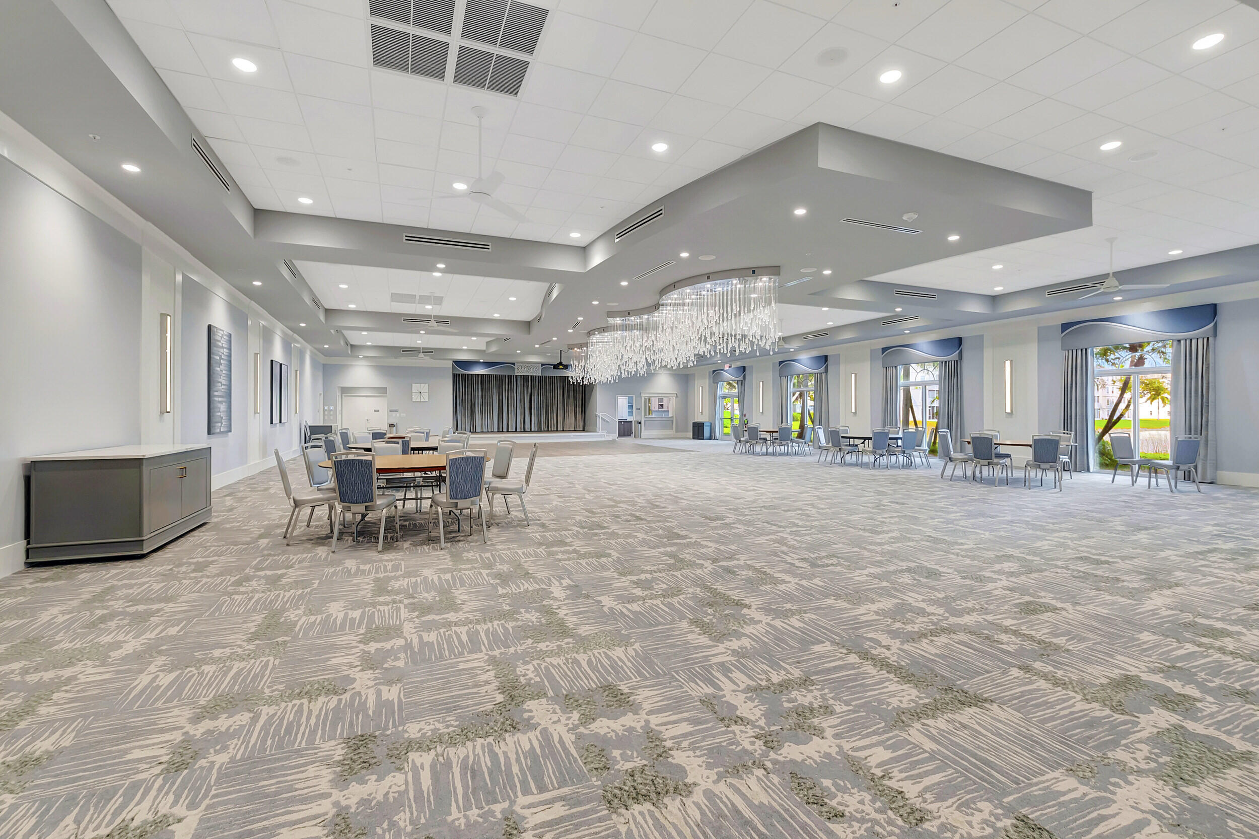 HUNTINGTON POINTE - Residential