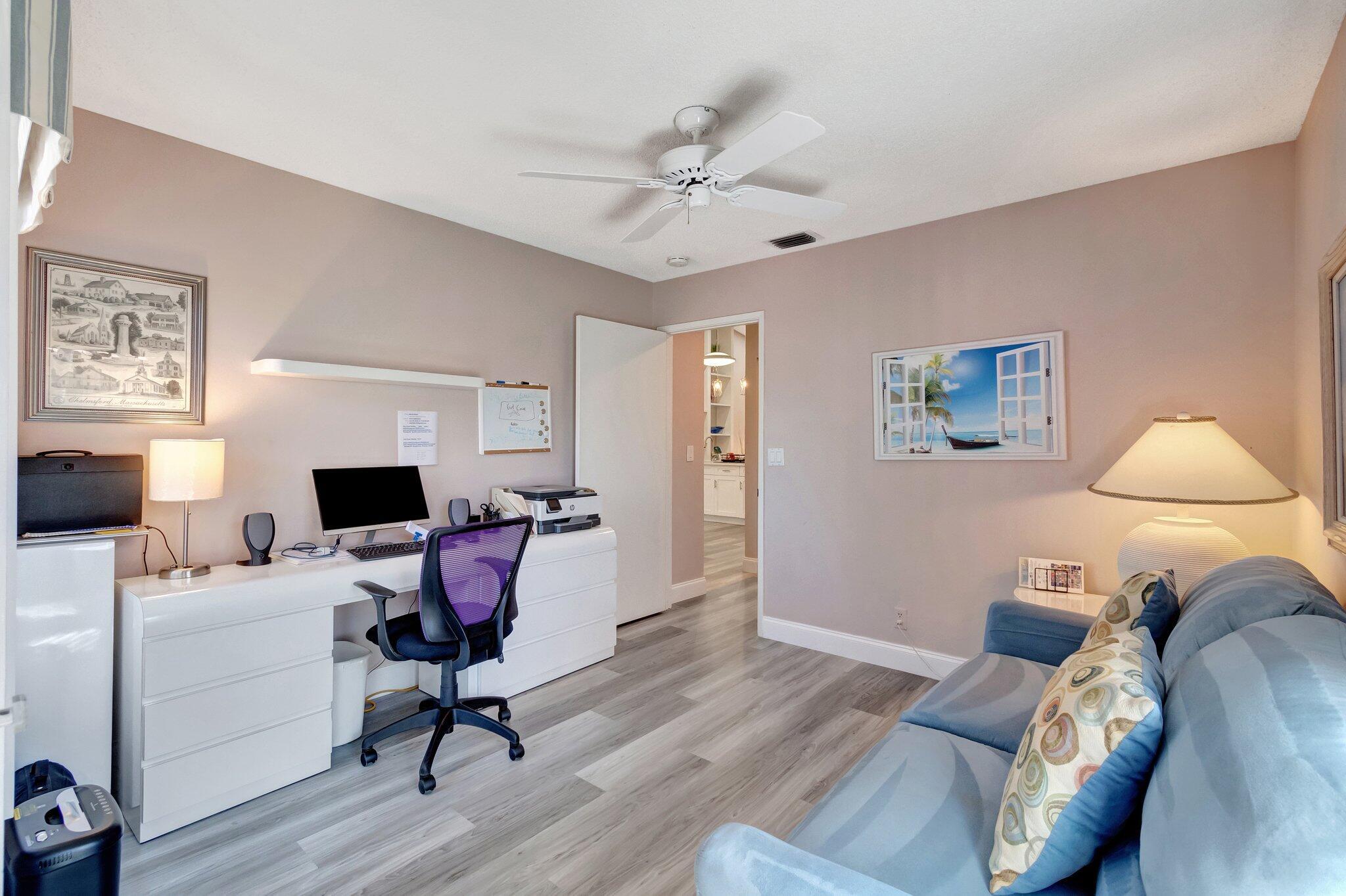 HUNTINGTON POINTE - Residential