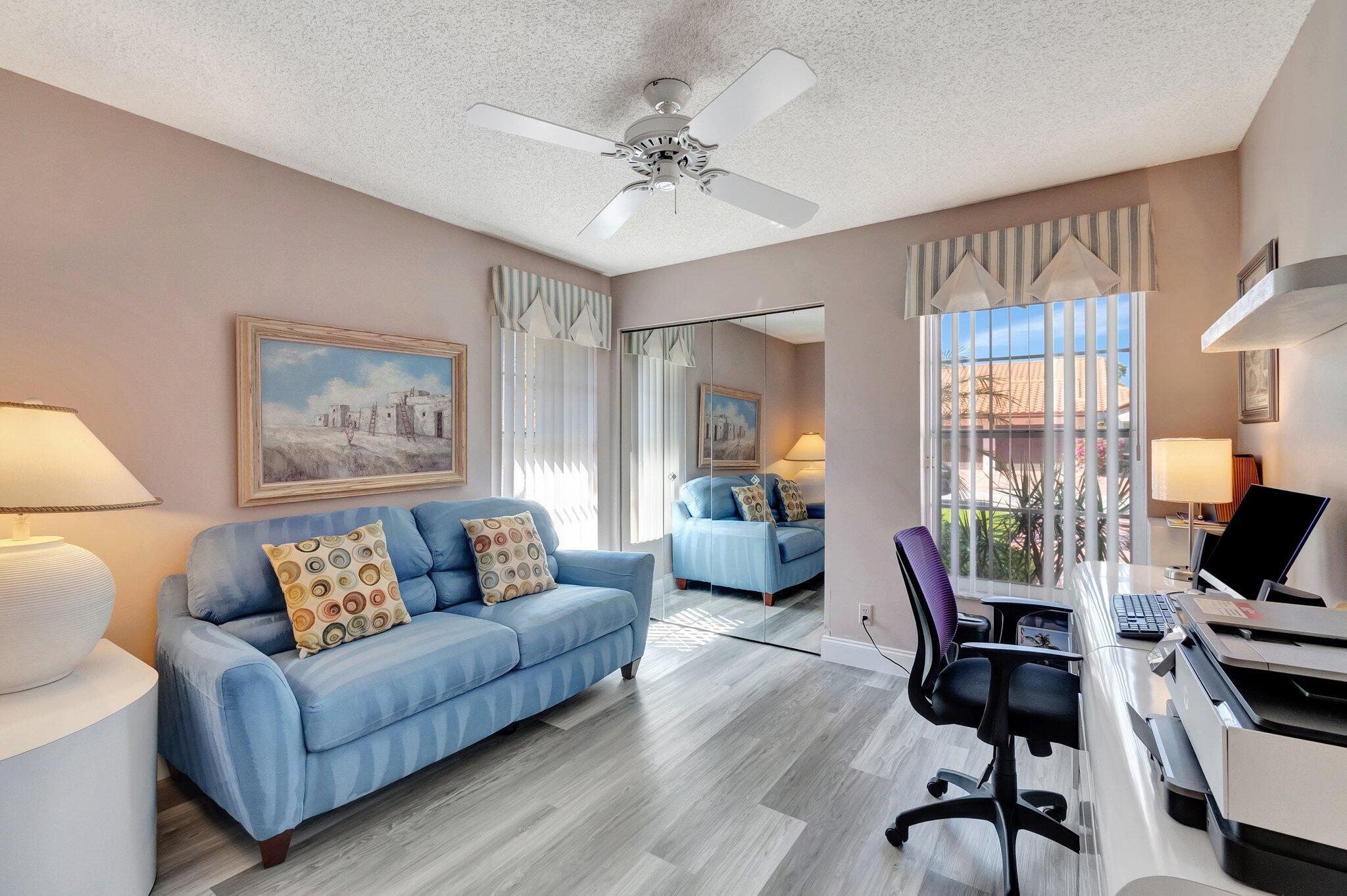 HUNTINGTON POINTE - Residential