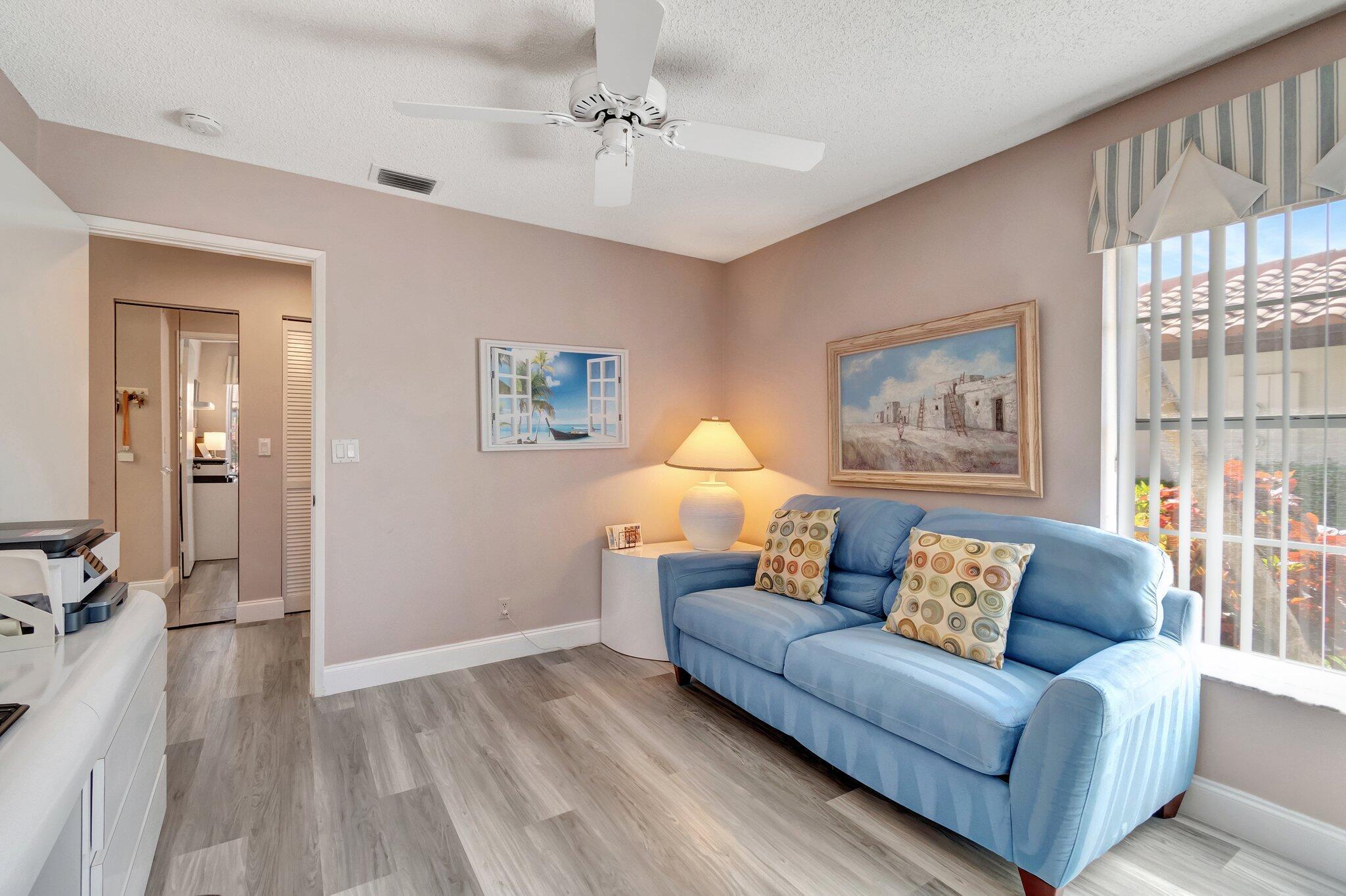 HUNTINGTON POINTE - Residential