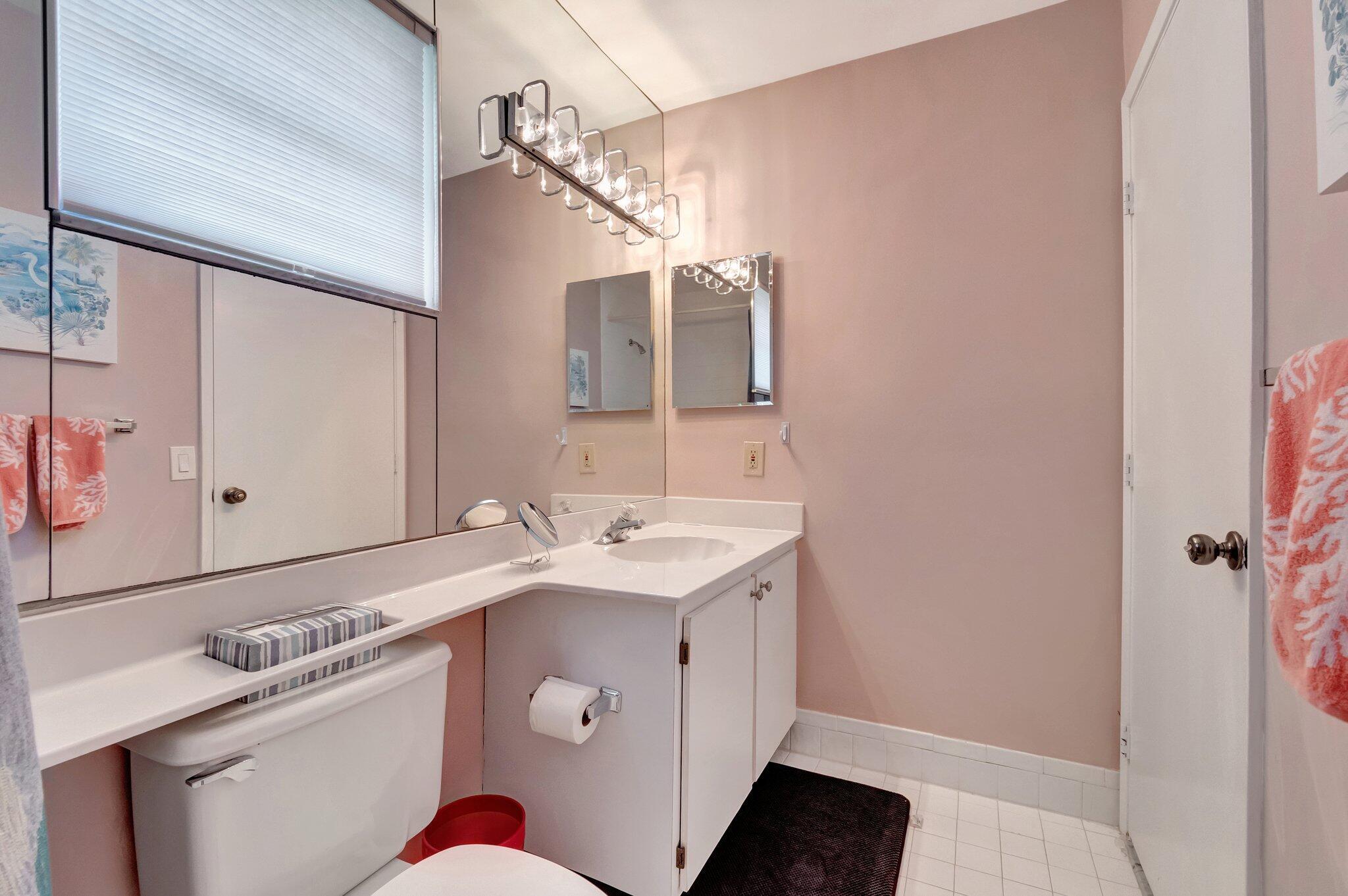 HUNTINGTON POINTE - Residential