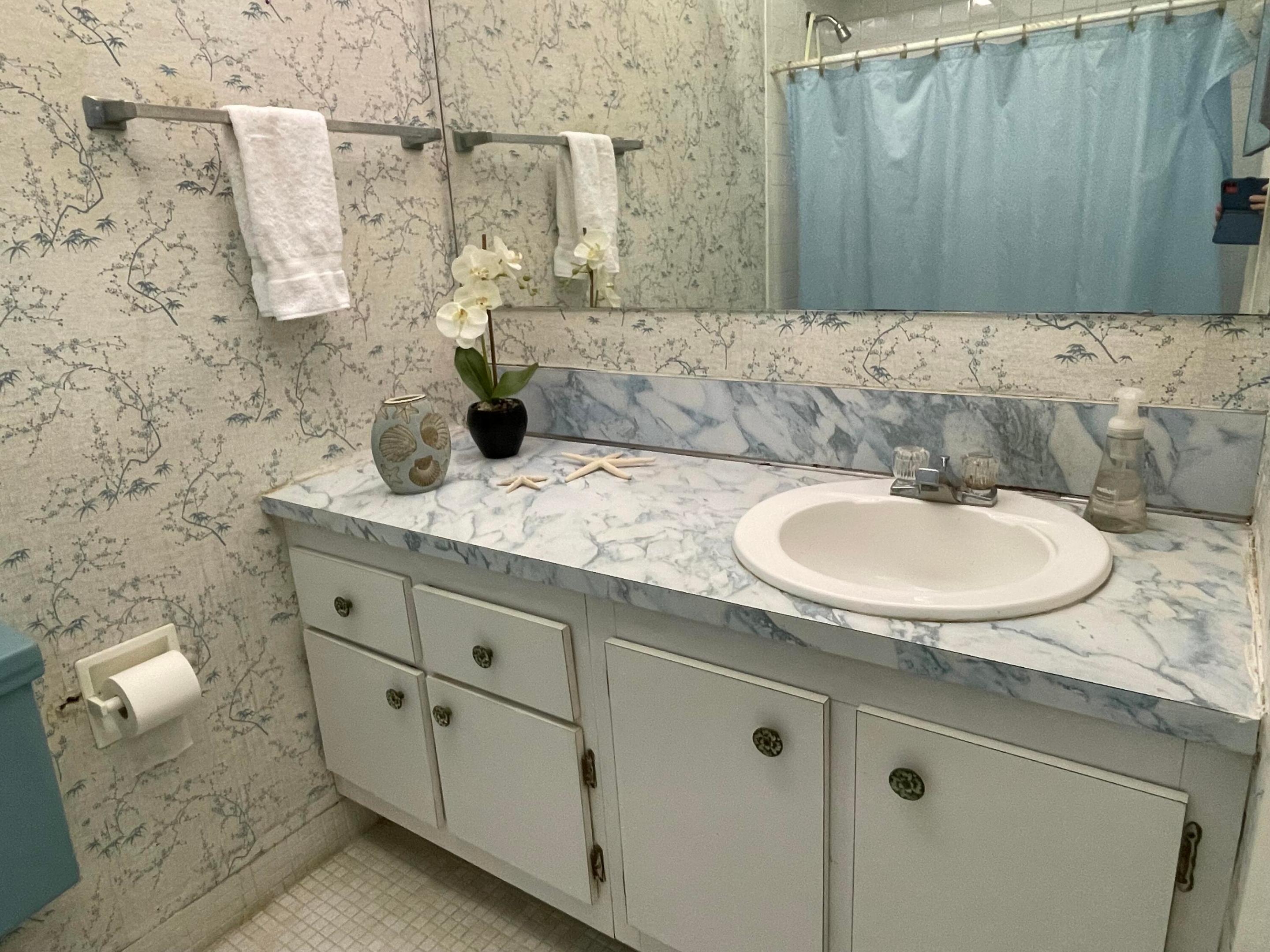 POINCIANA-BY-THE-SEA CONDO - Residential