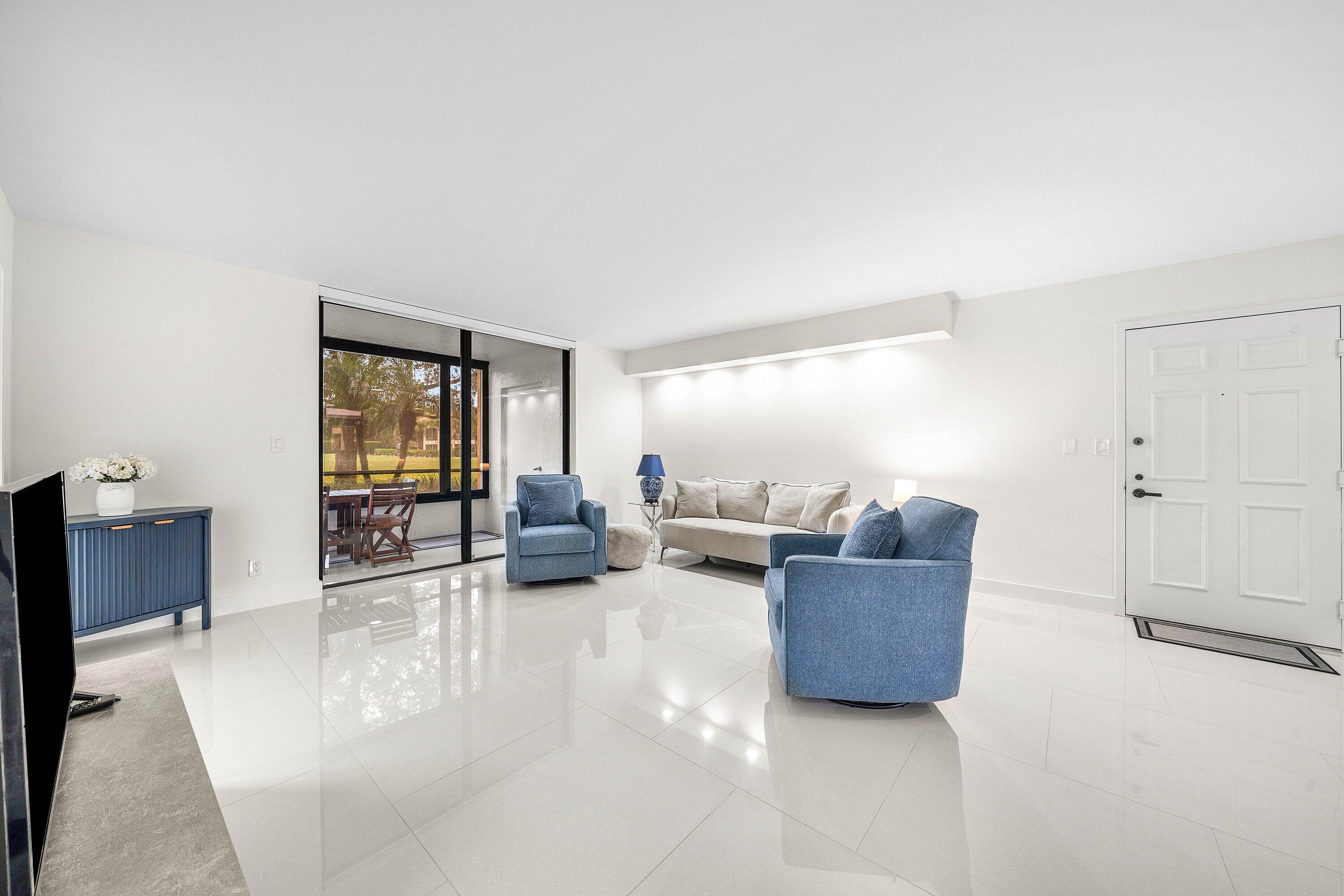 PROMENADE AT BOCA POINTE CONDOS 1,2 AND 3 IN OR413 - Residential