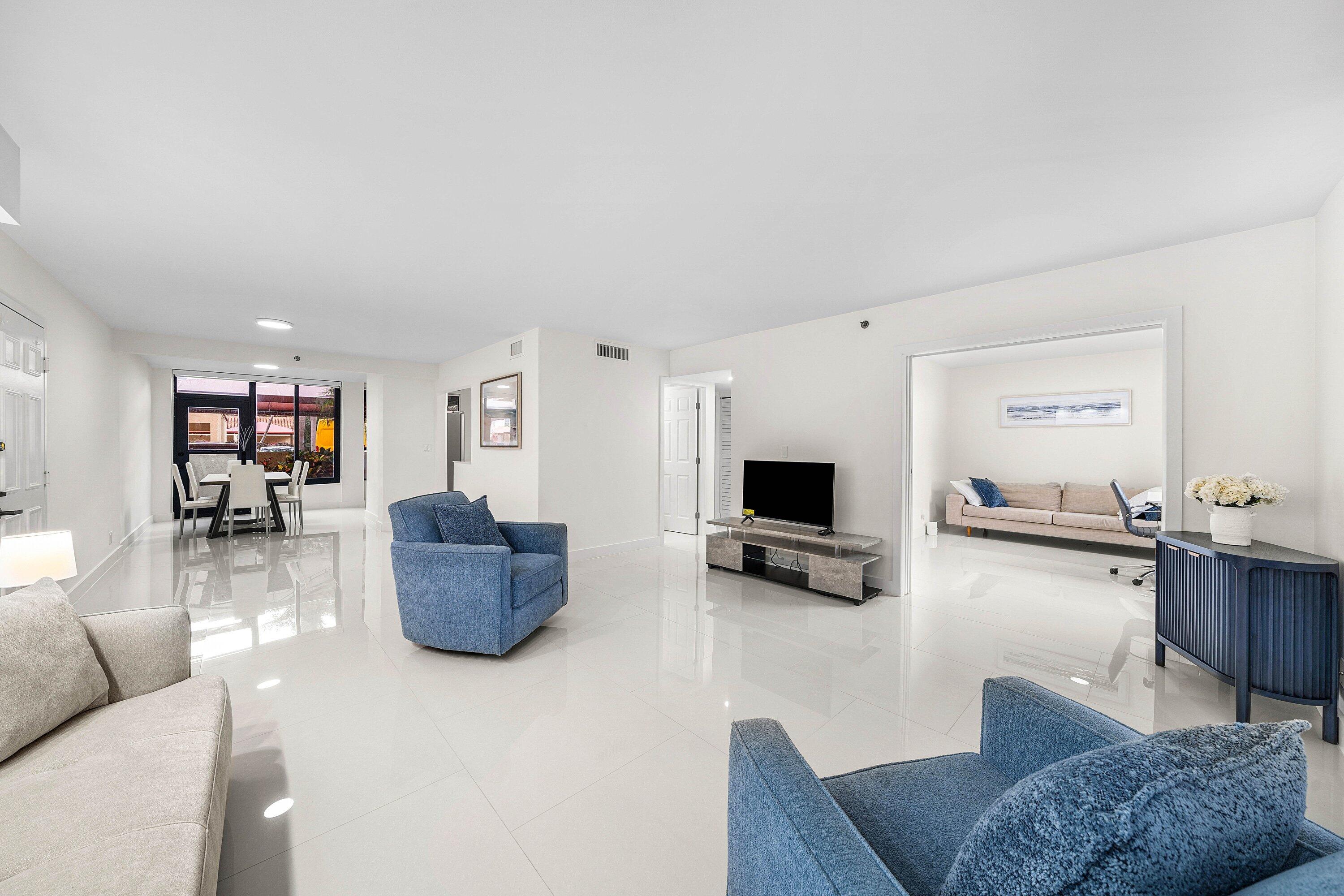 PROMENADE AT BOCA POINTE CONDOS 1,2 AND 3 IN OR413 - Residential