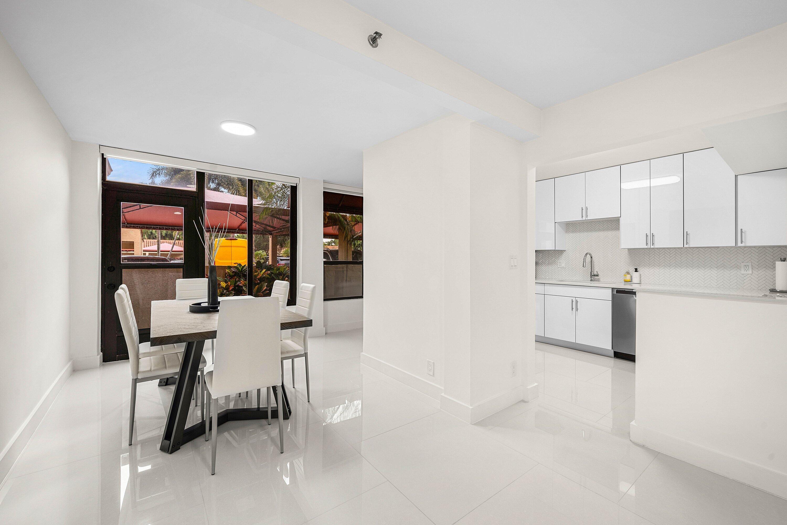 PROMENADE AT BOCA POINTE CONDOS 1,2 AND 3 IN OR413 - Residential