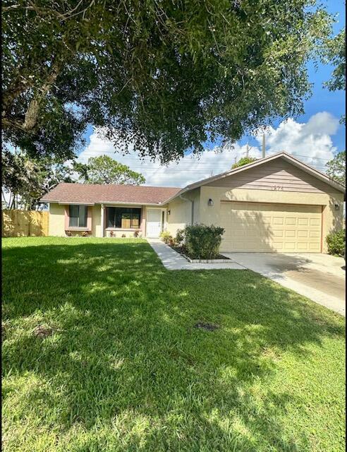 REDUCED PRICE RENTAL - MOVE IN IMMEDIATELY - PRIVATE OWNER LISTING IN COUNTERPOINT ESTATES.Come and see this beautiful remodeled single family home with NO HOA. Awesome private landlord. 3 bedroom / 2 bath, 2 car garage, large screened patio with fenced yard (pets considered case by case), brand new appliances. Community playground and sports areas and basketball. Washer and dryer inside garage. Super close proximity between Wellington and West Palm Beach, access to all shopping and restaurants!