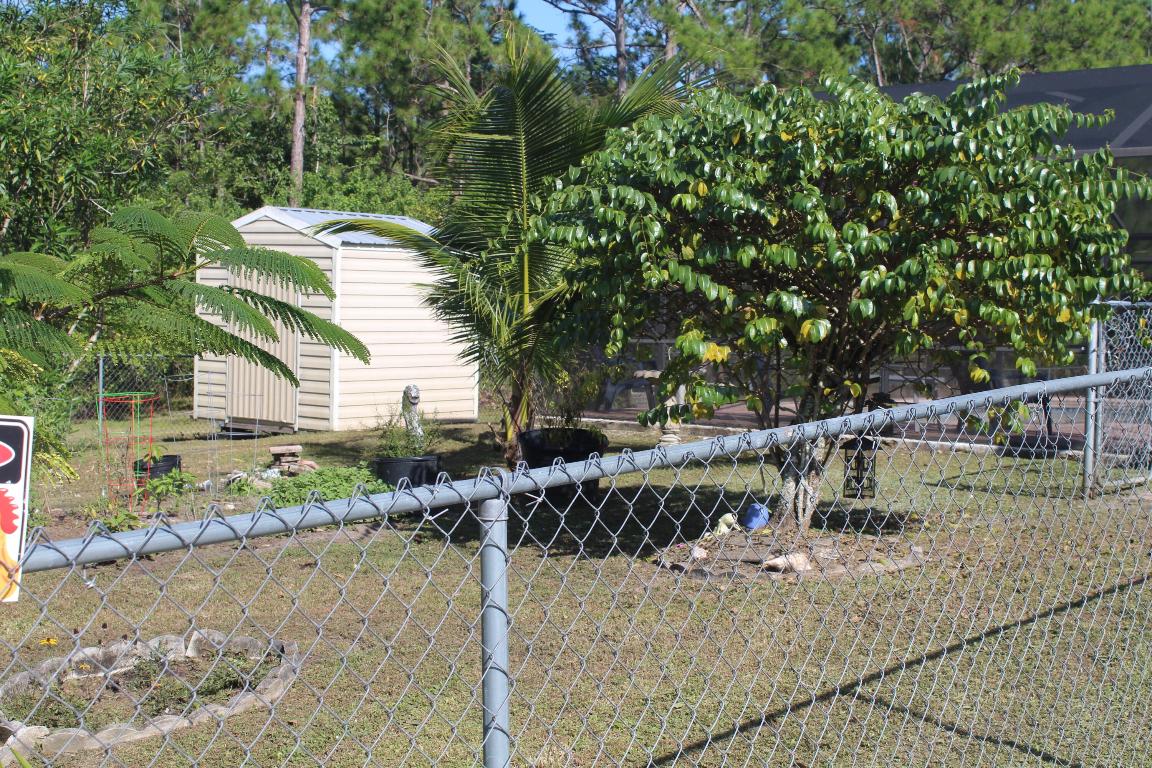 FELLSMERE FARMS CO S/D OF UNSURVEYED TWP 31 RNG 37 - Residential